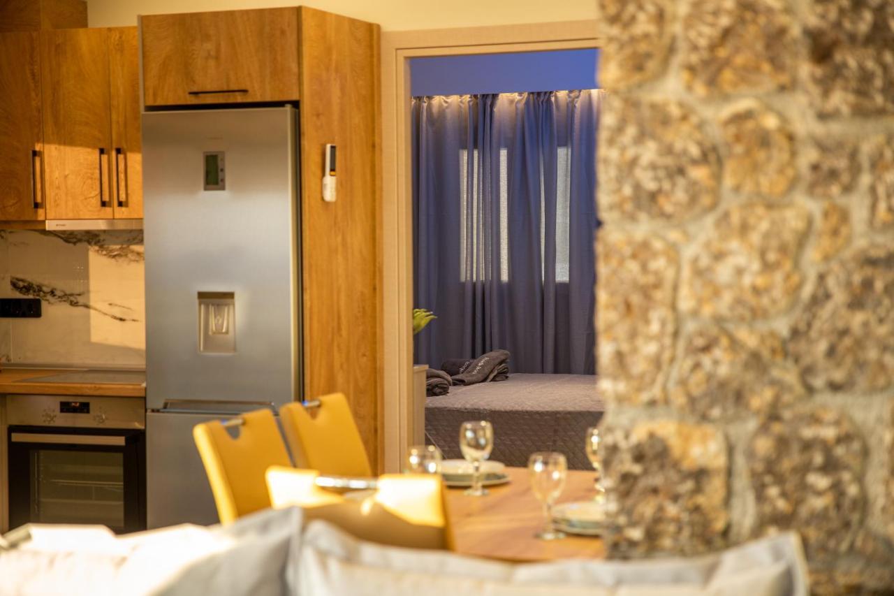 Black Rocks Family, Luxury Seafront Beach Maisonette Agios Gordios  Zewnętrze zdjęcie